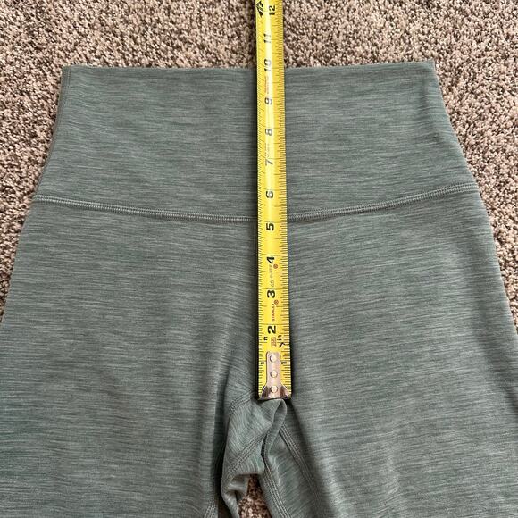 Lululemon heather sage green biker shorts size 6 - Picture 8 of 8